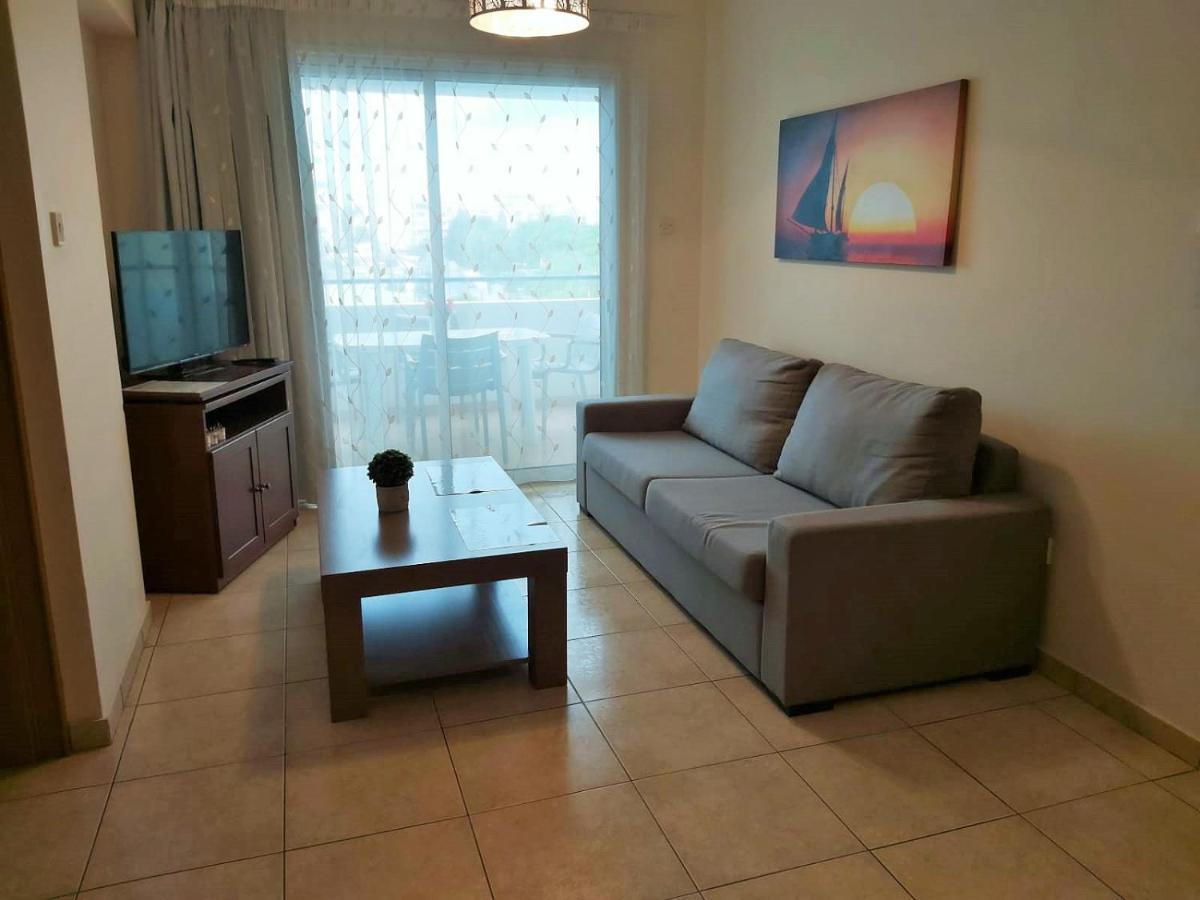 403 Apartment Carisa Artemis Court Larnaca Eksteriør billede